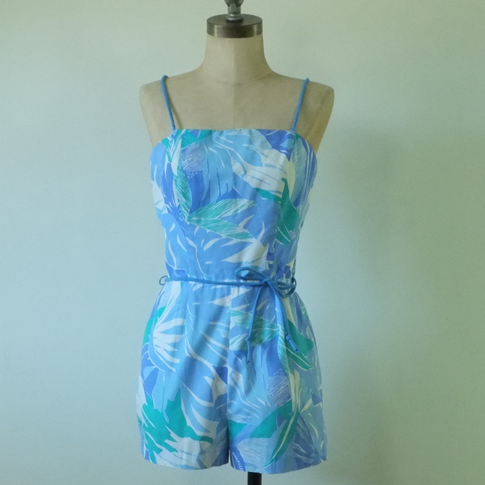 vintage floral playsuit | 1970s Sea Waves romper - Picture 2 of 16